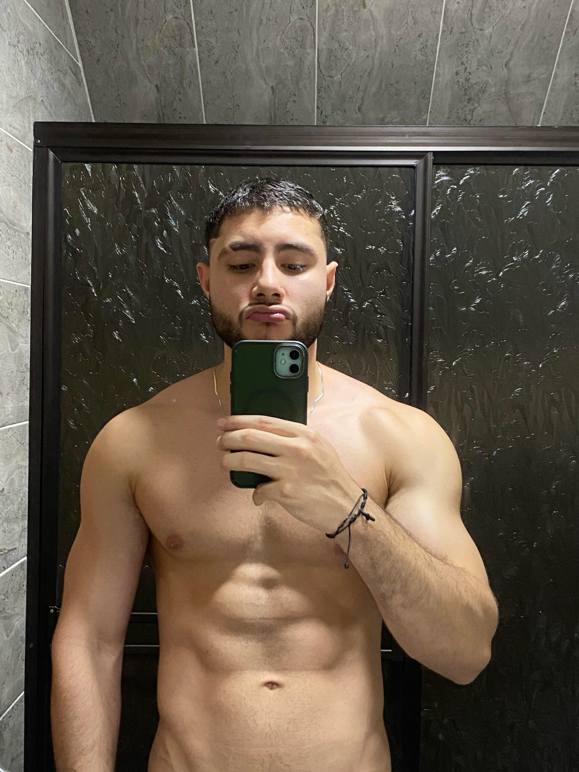 XXX Porn Photo of Nude bryan_mugn 7