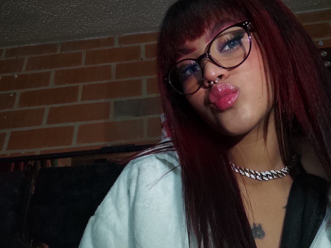 XXX Porn Photo of Nude Taylor__Watson 8
