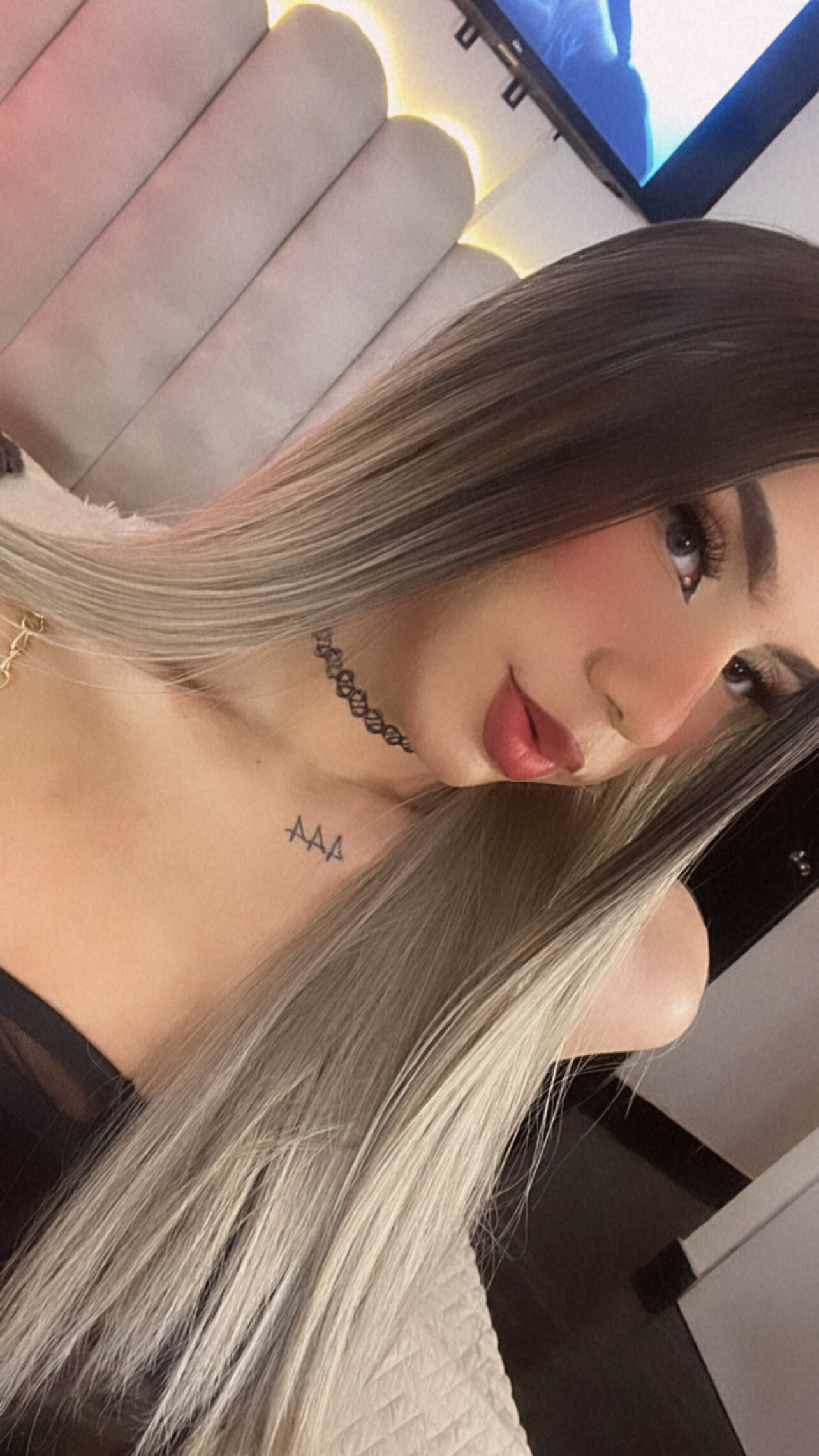 XXX Porn Photo of Nude PrettiestKathoey 15