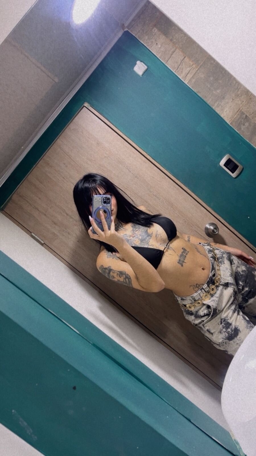 XXX Porn Photo of Nude Alice_and_rose_bdsm_ 3