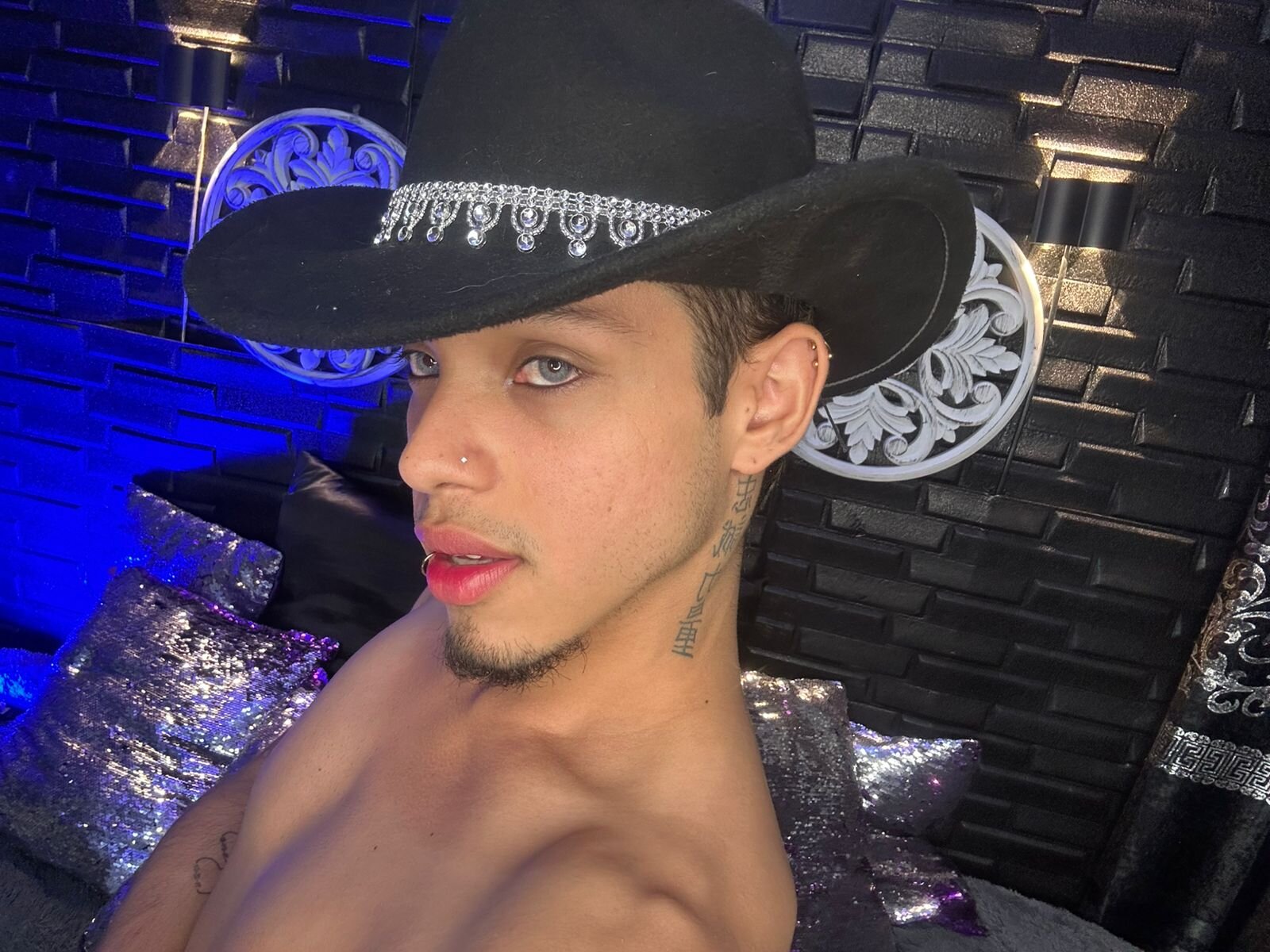 XXX Porn Photo of Nude Gael_zambrano 8