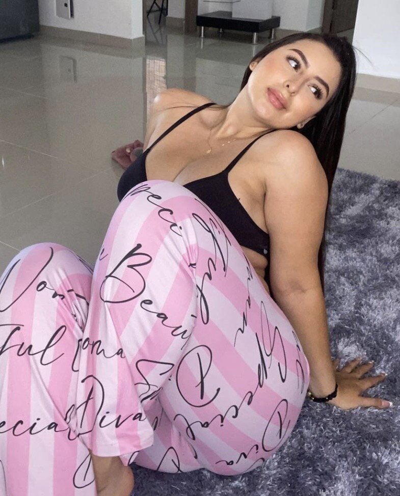 XXX Porn Photo of Nude Kattycollinss1 6