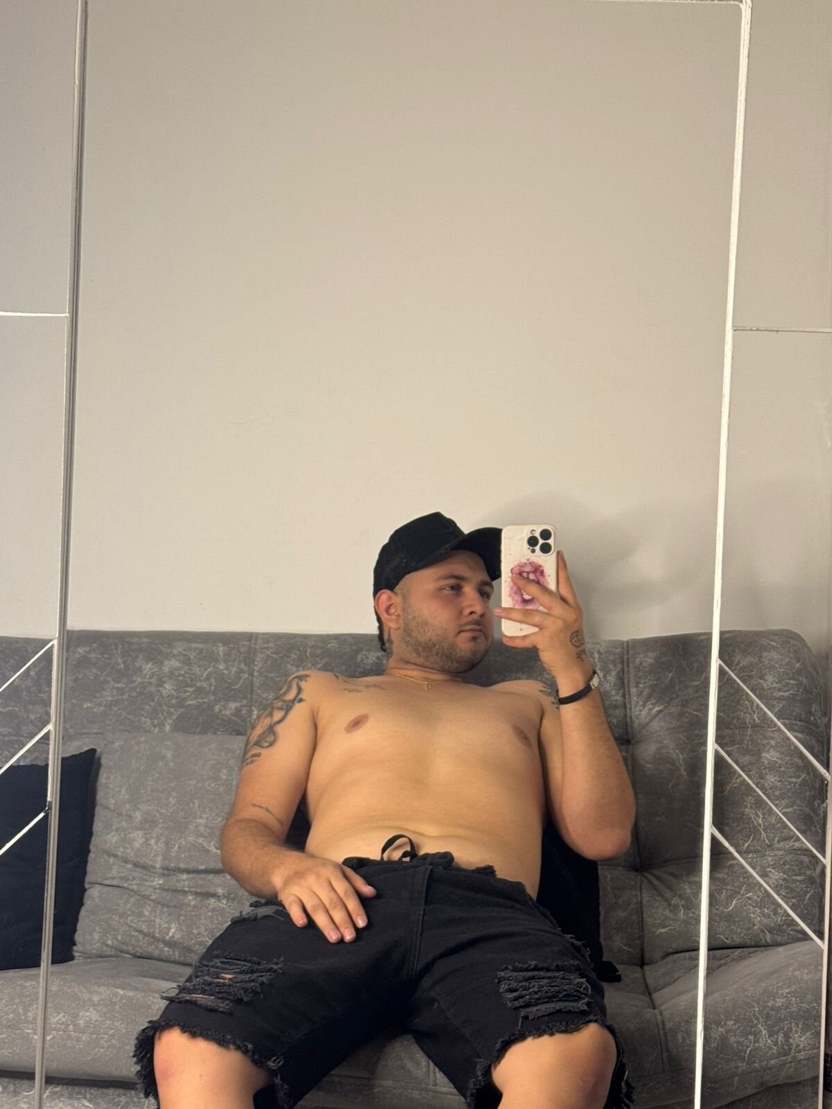 XXX Porn Photo of Nude Zion_Shadow 10