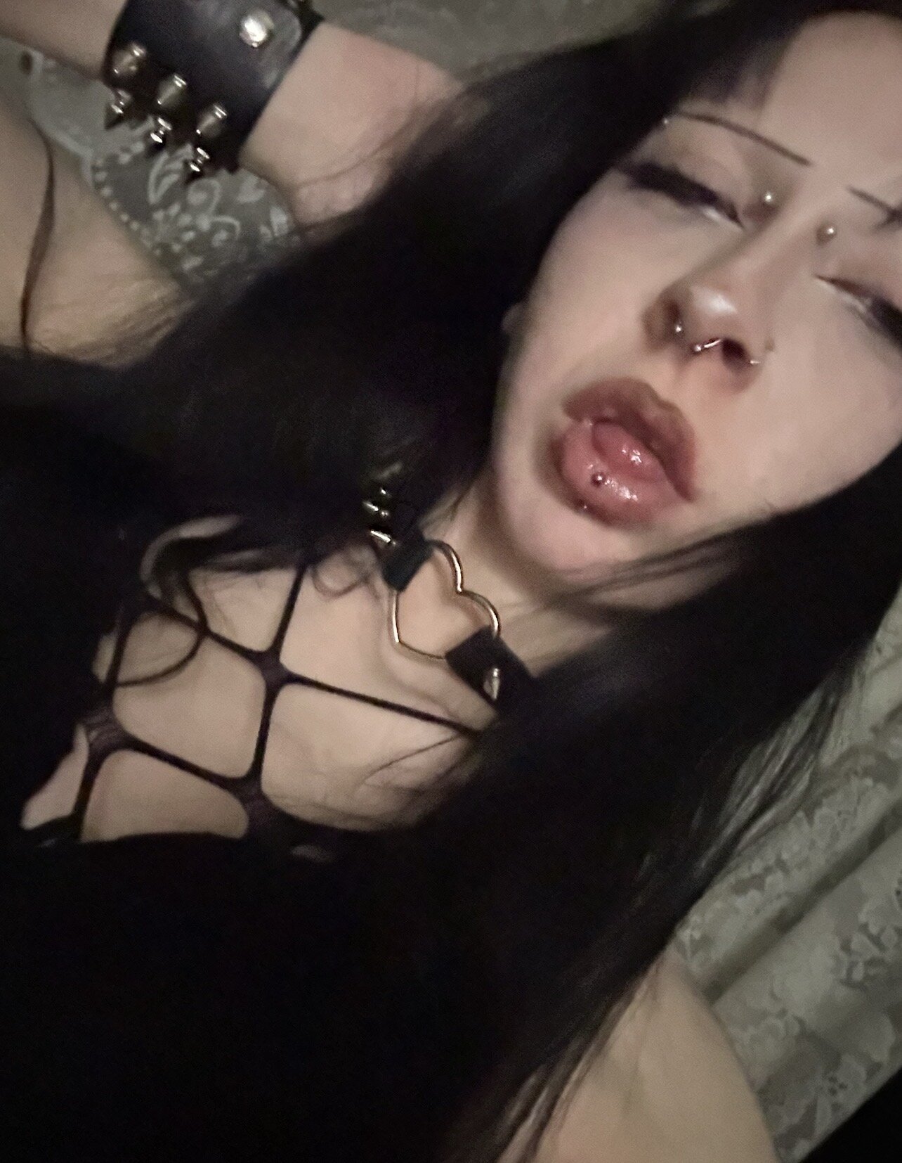 XXX Porn Photo of Nude vampiregirlllll 1