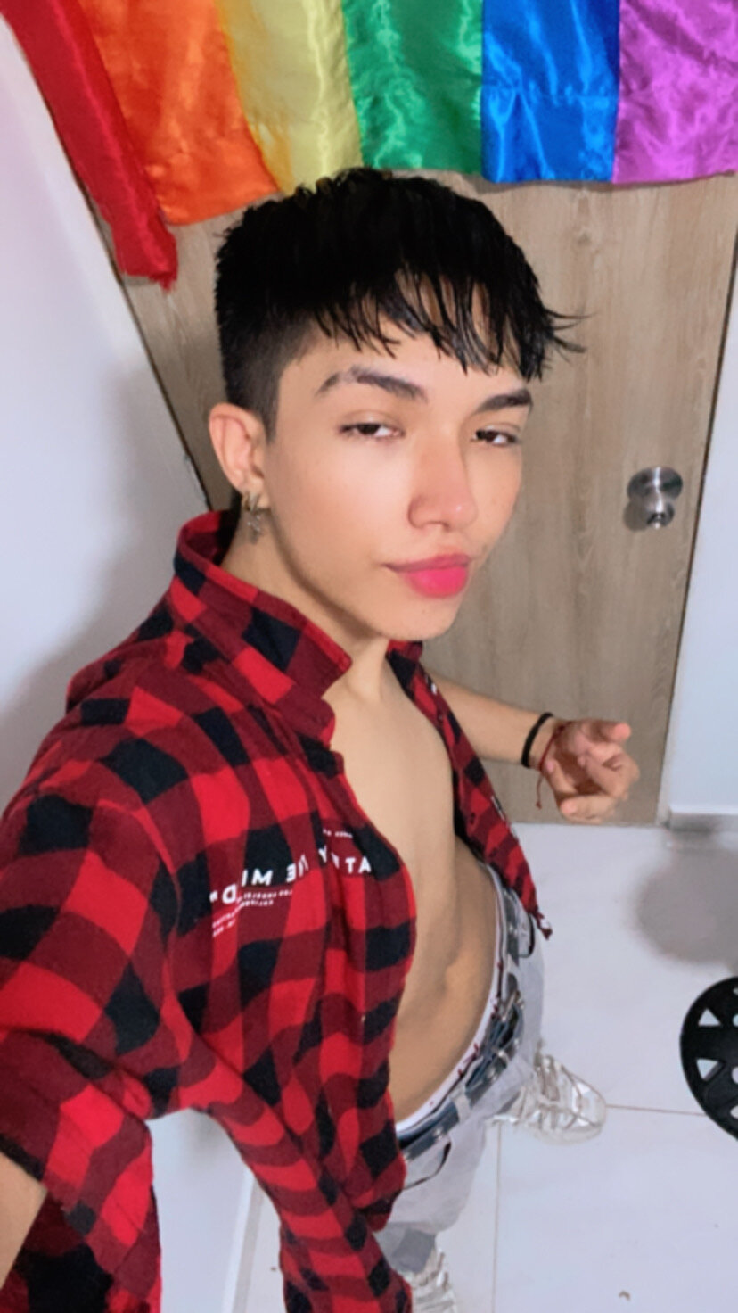 XXX Porn Photo of Nude cutealejojeje 16