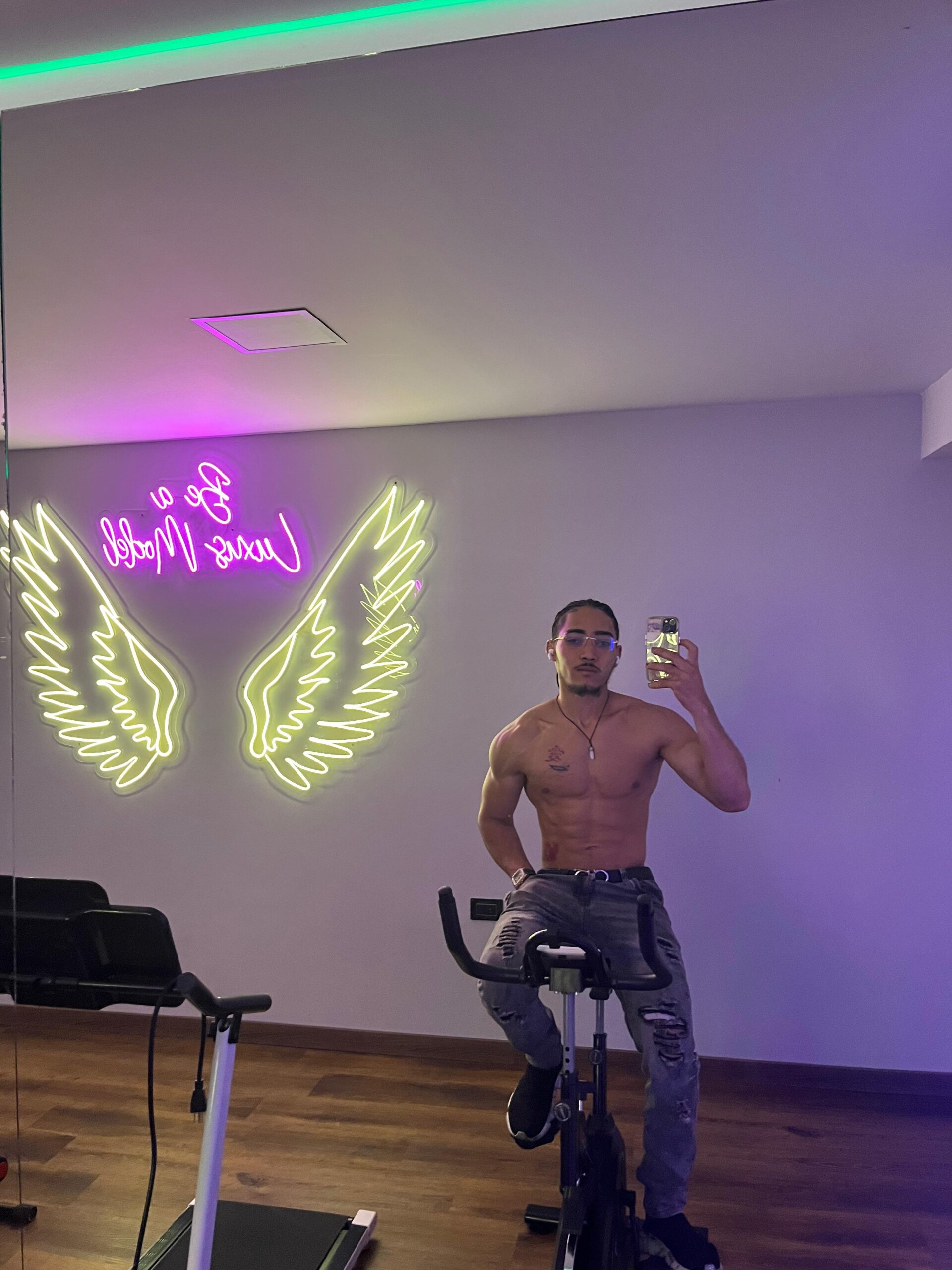 XXX Porn Photo of Nude Maximo_Zahir 40