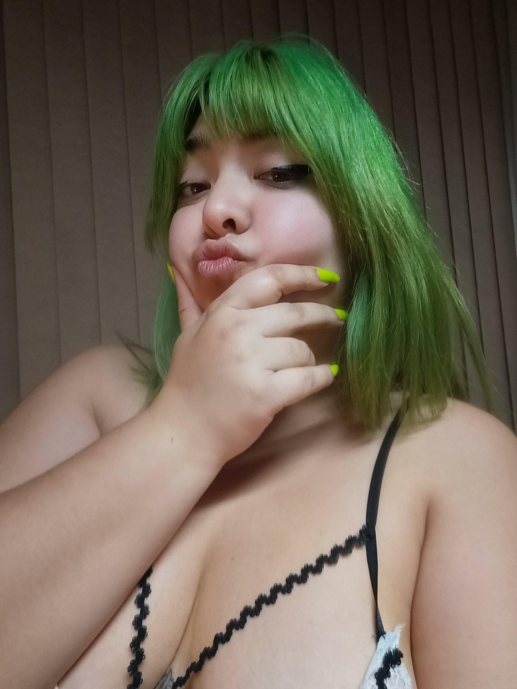 XXX Porn Photo of Nude Reynatirana 19