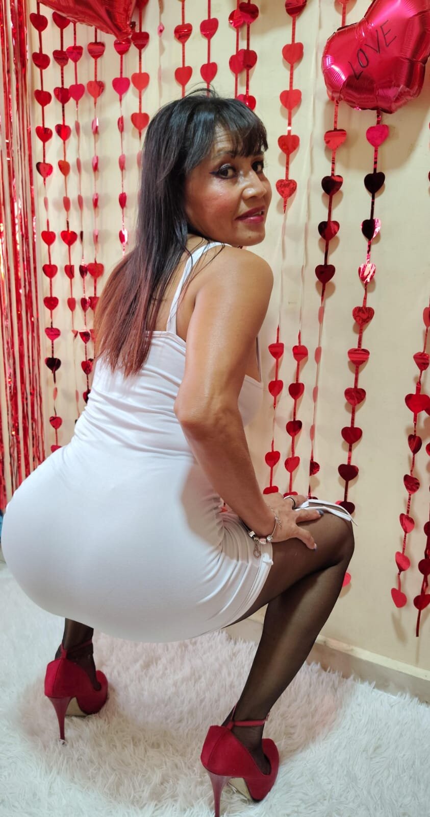 XXX Porn Photo of Nude Latin_Mature975 25