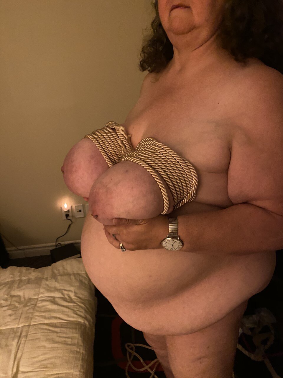 XXX Porn Photo of Nude TiguhguhrsRose 13