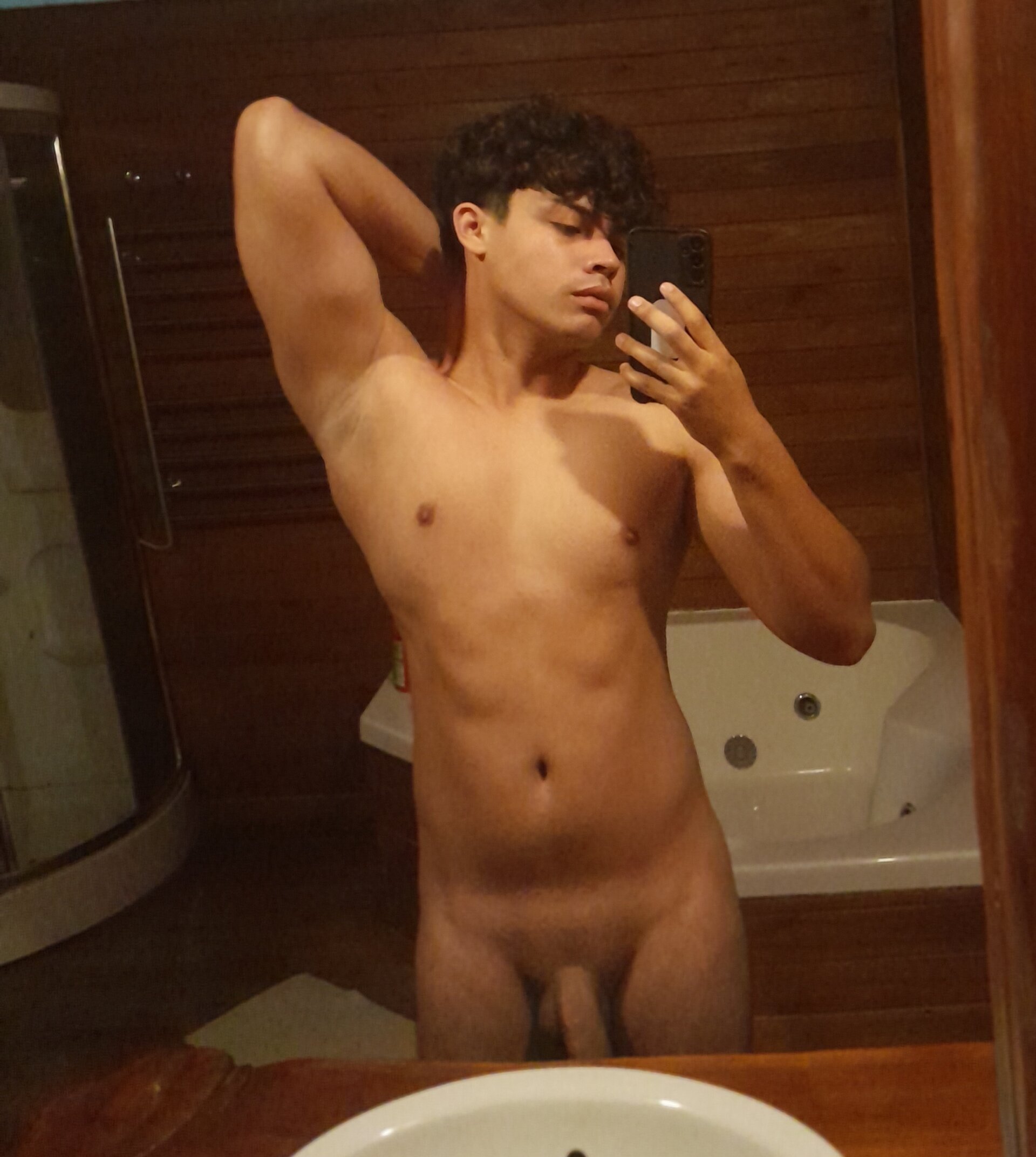 XXX Porn Photo of Nude Carlosszz123 2