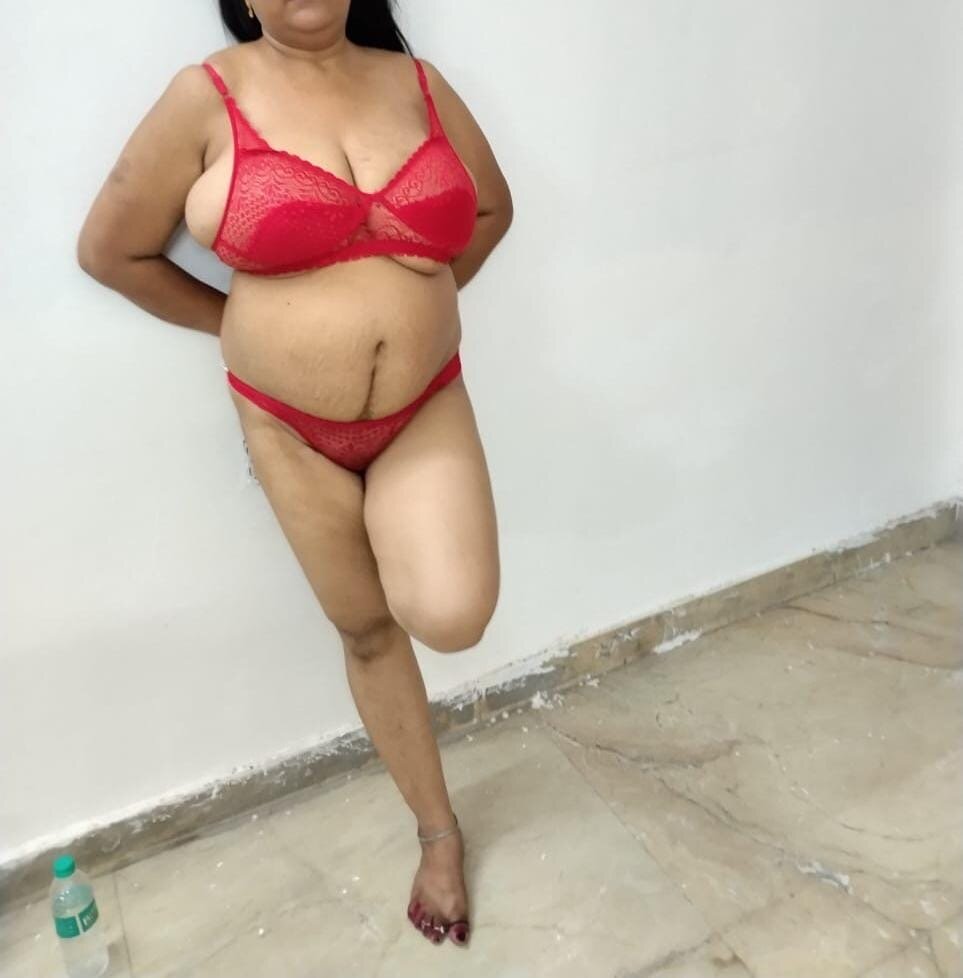 XXX Porn Photo of Nude Royal_BhabhiSc 4