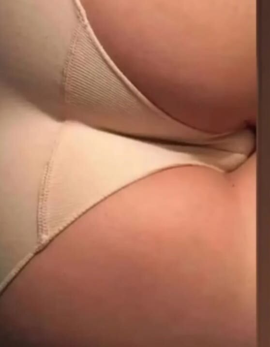 XXX Porn Photo of Nude EliHeaven 27