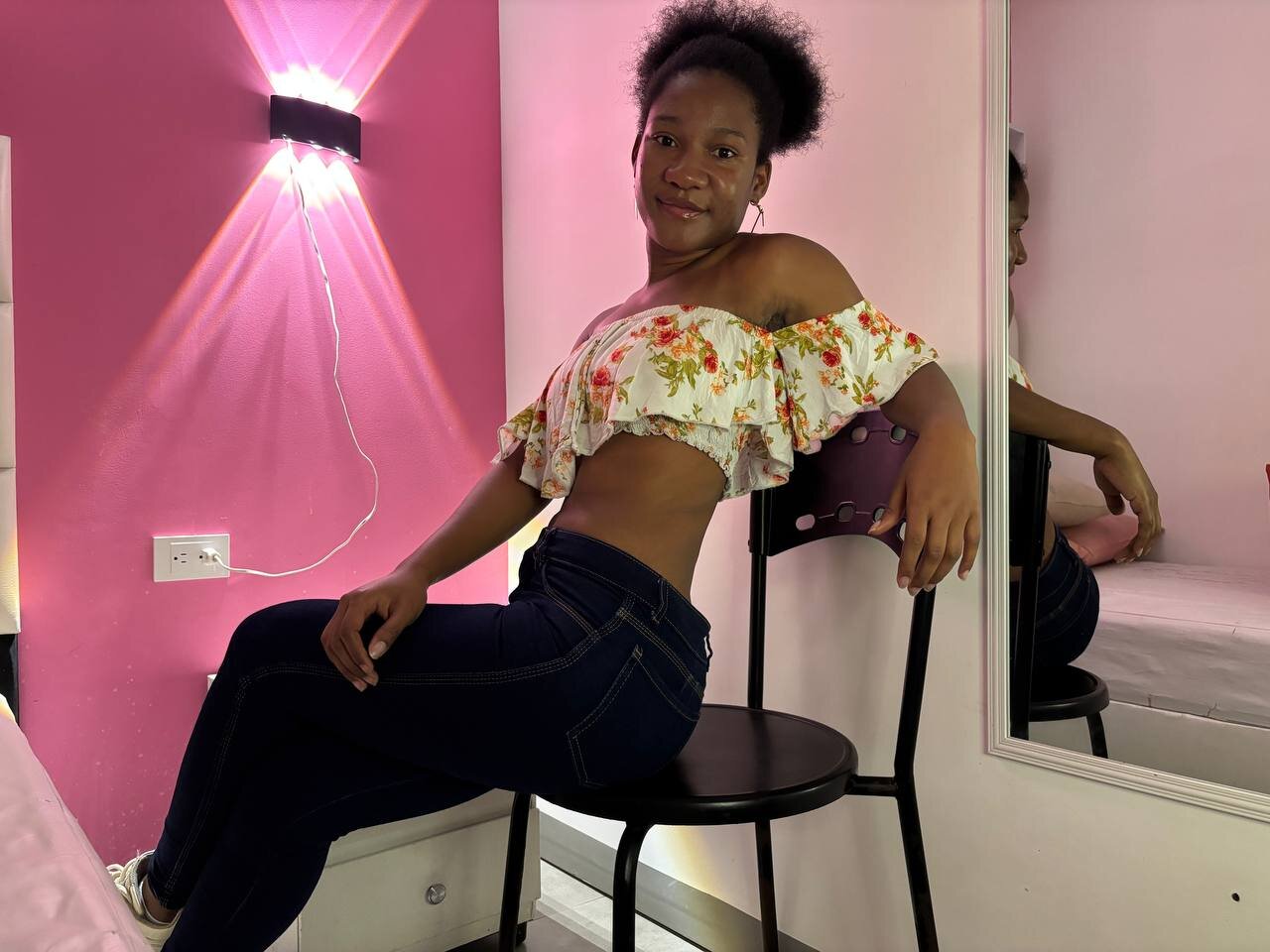 XXX Porn Photo of Nude malu_hot69 1