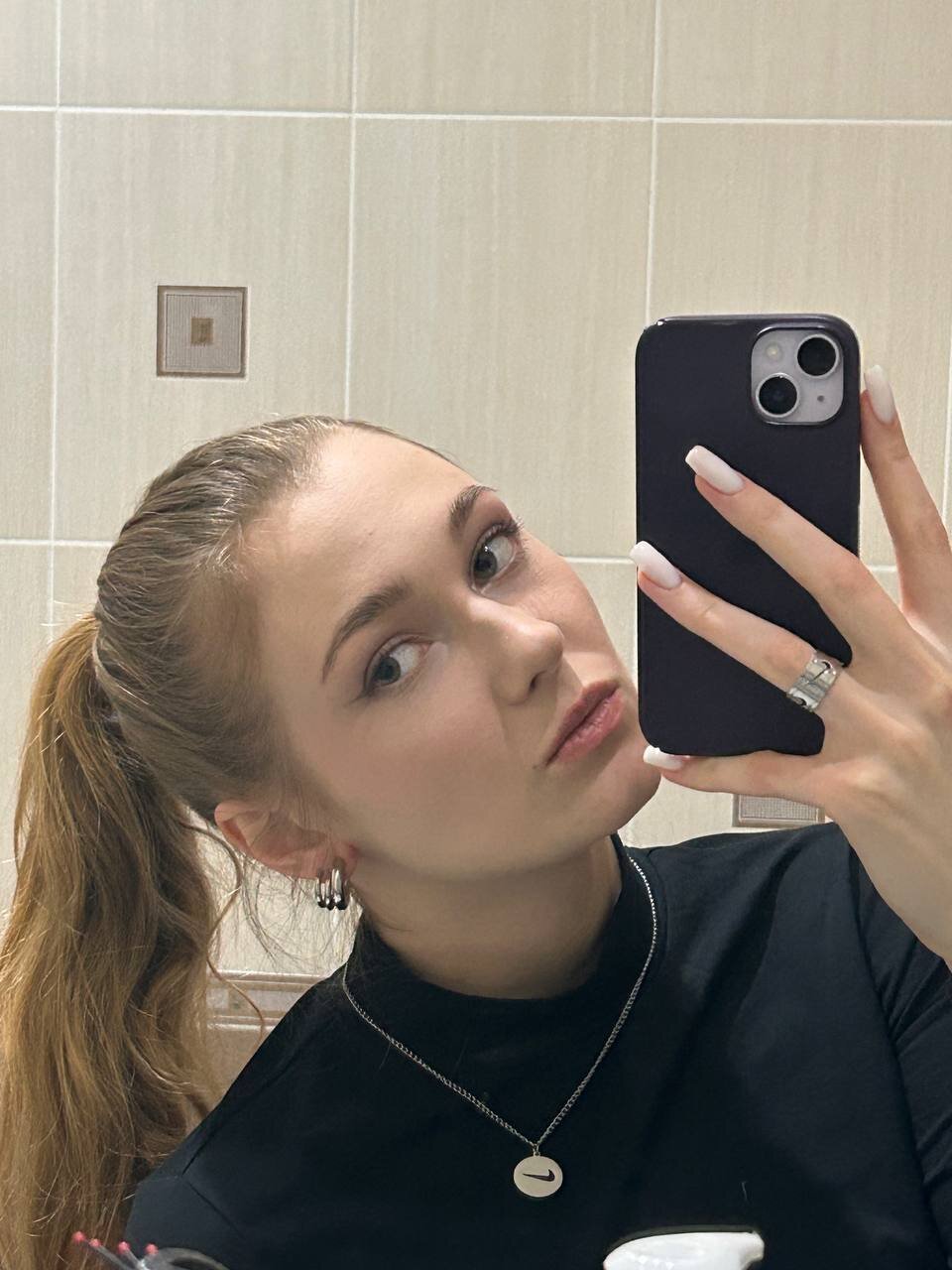 XXX Porn Photo of Nude AprilHartley 1
