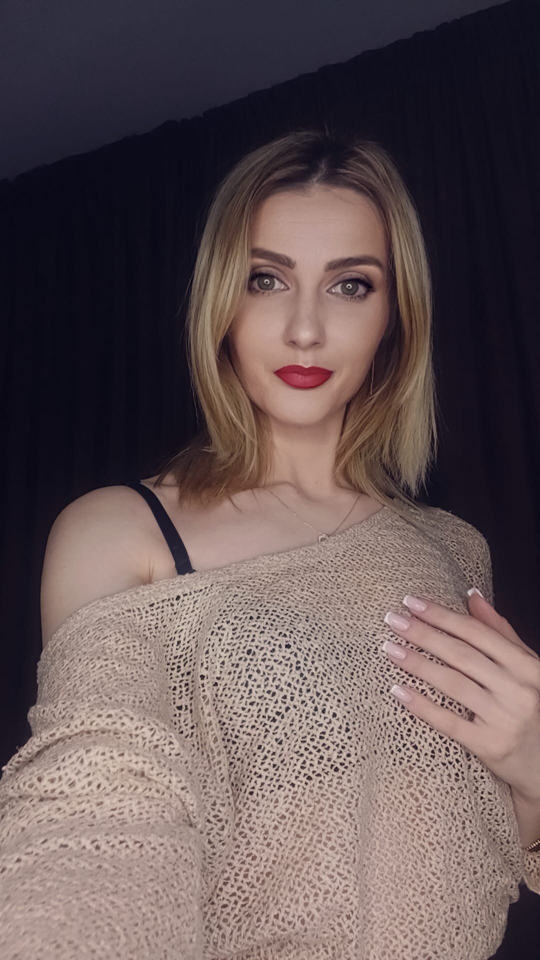 XXX Porn Photo of Nude AngelVelvetXO 3