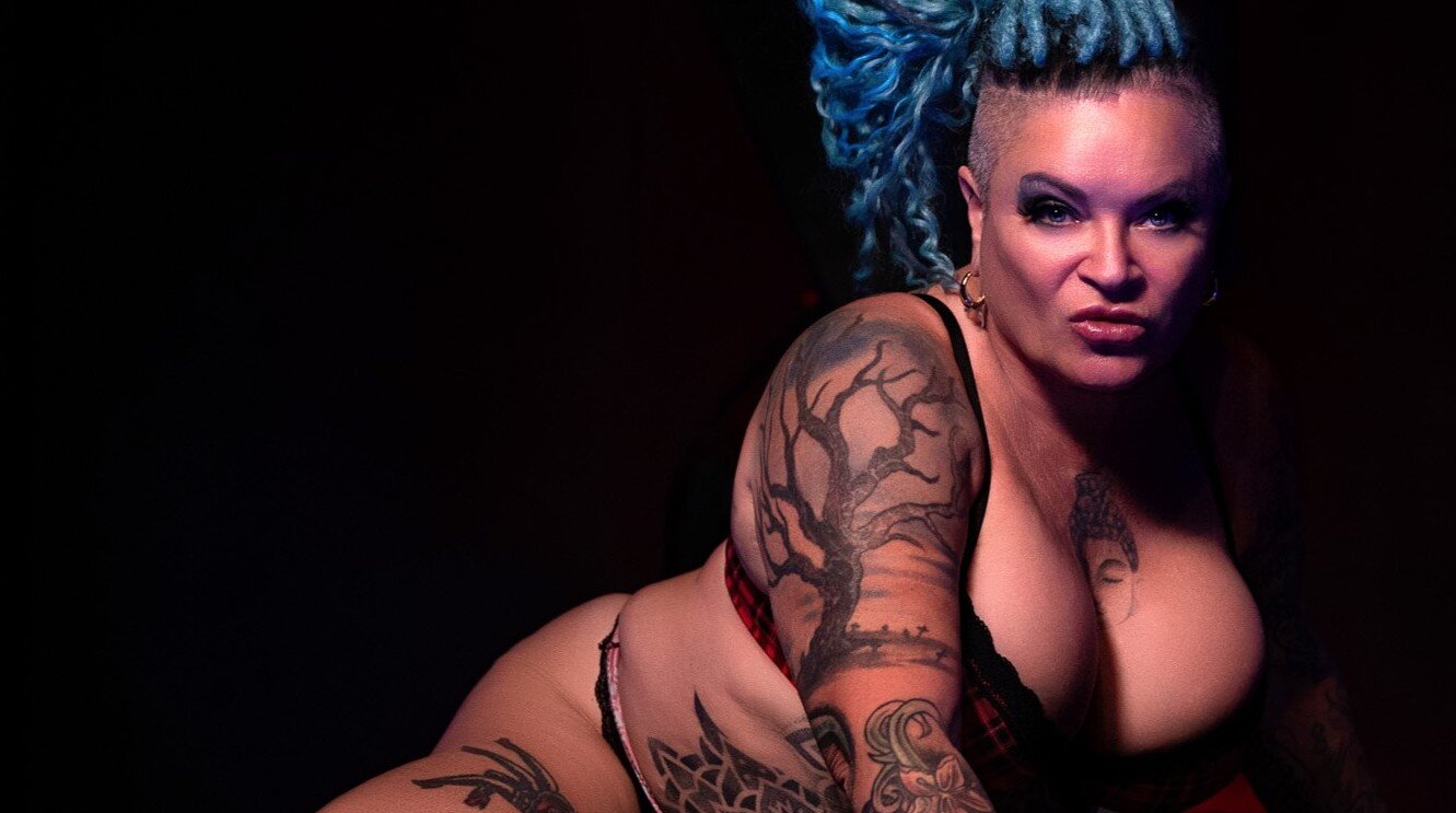 XXX Porn Photo of Nude DarkDomina 6
