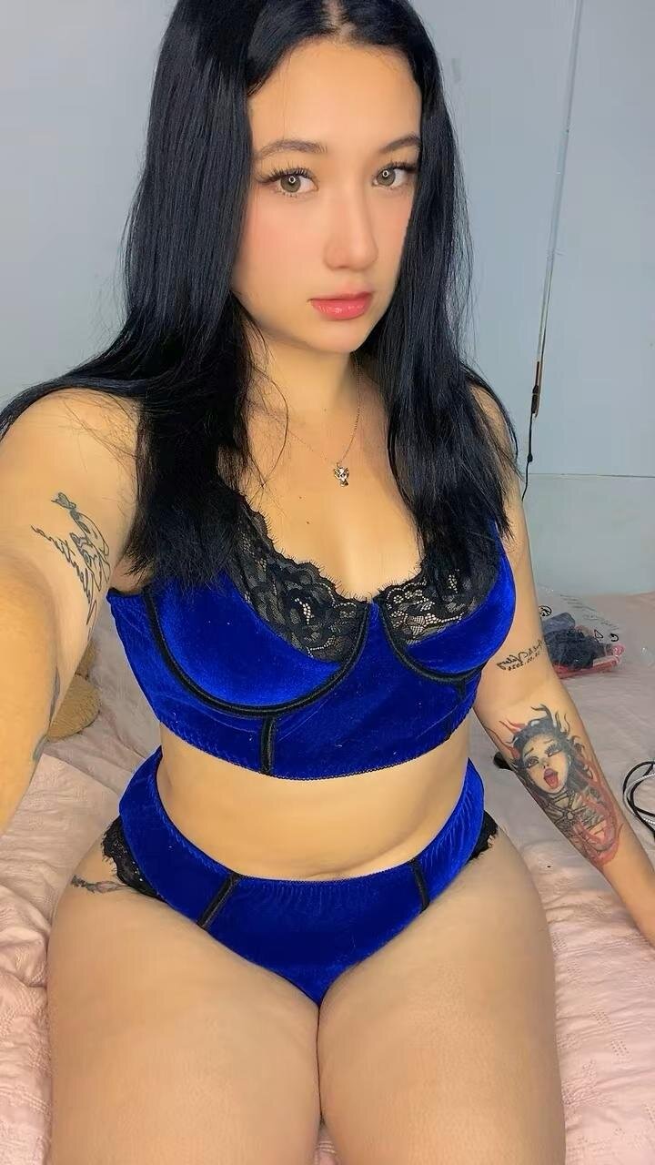 XXX Porn Photo of Nude caroolinefoxx 6