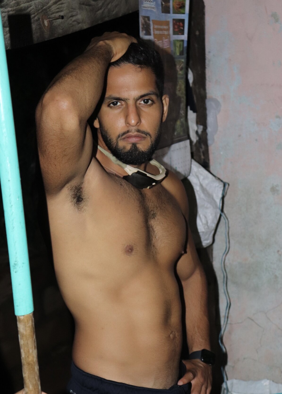 XXX Porn Photo of Nude Tony_here 3