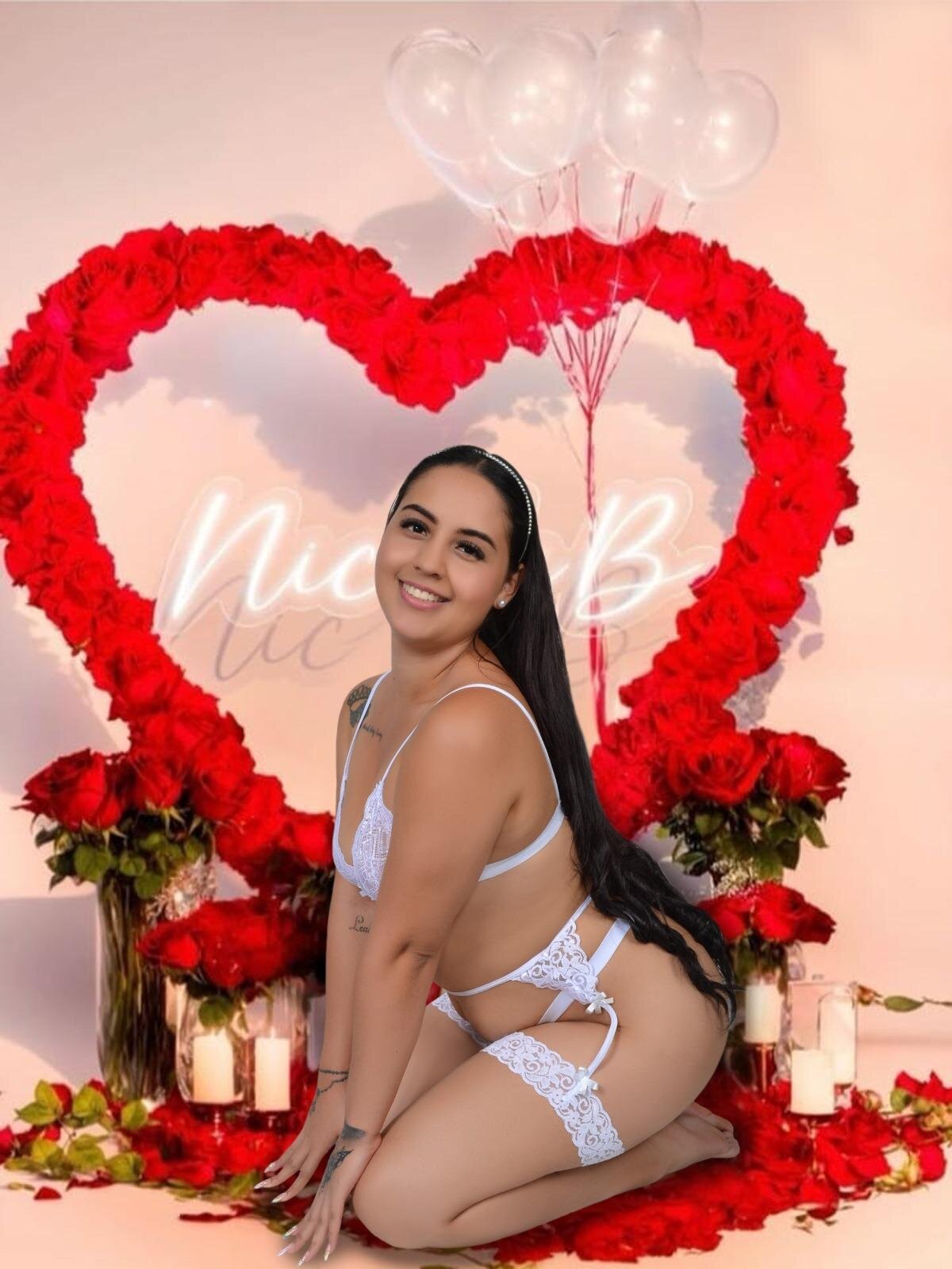 XXX Porn Photo of Nude Anthonela_Queen 1