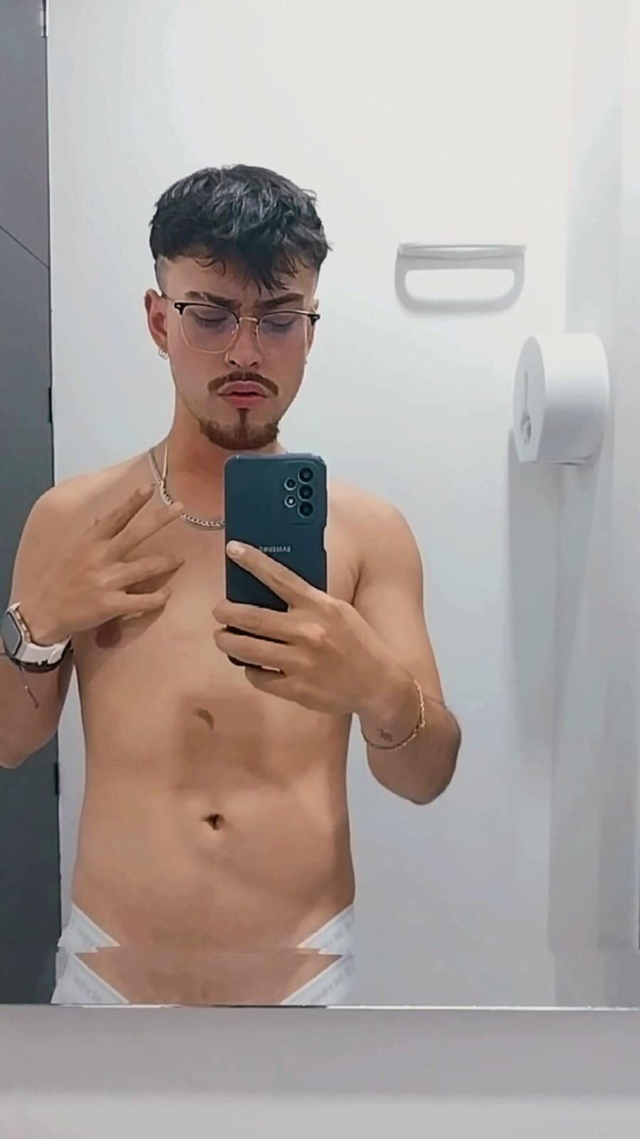 XXX Porn Photo of Nude Aiden_Gray 8