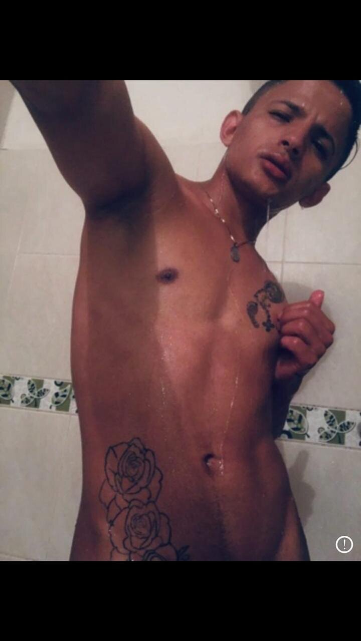 XXX Porn Photo of Nude emiliano_sex_boy 3