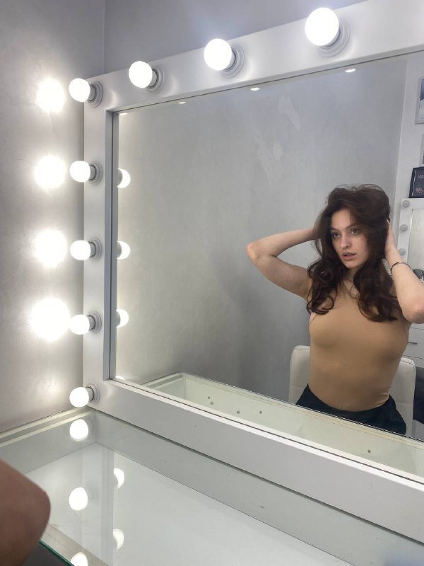 XXX Porn Photo of Nude GildedKitten 2