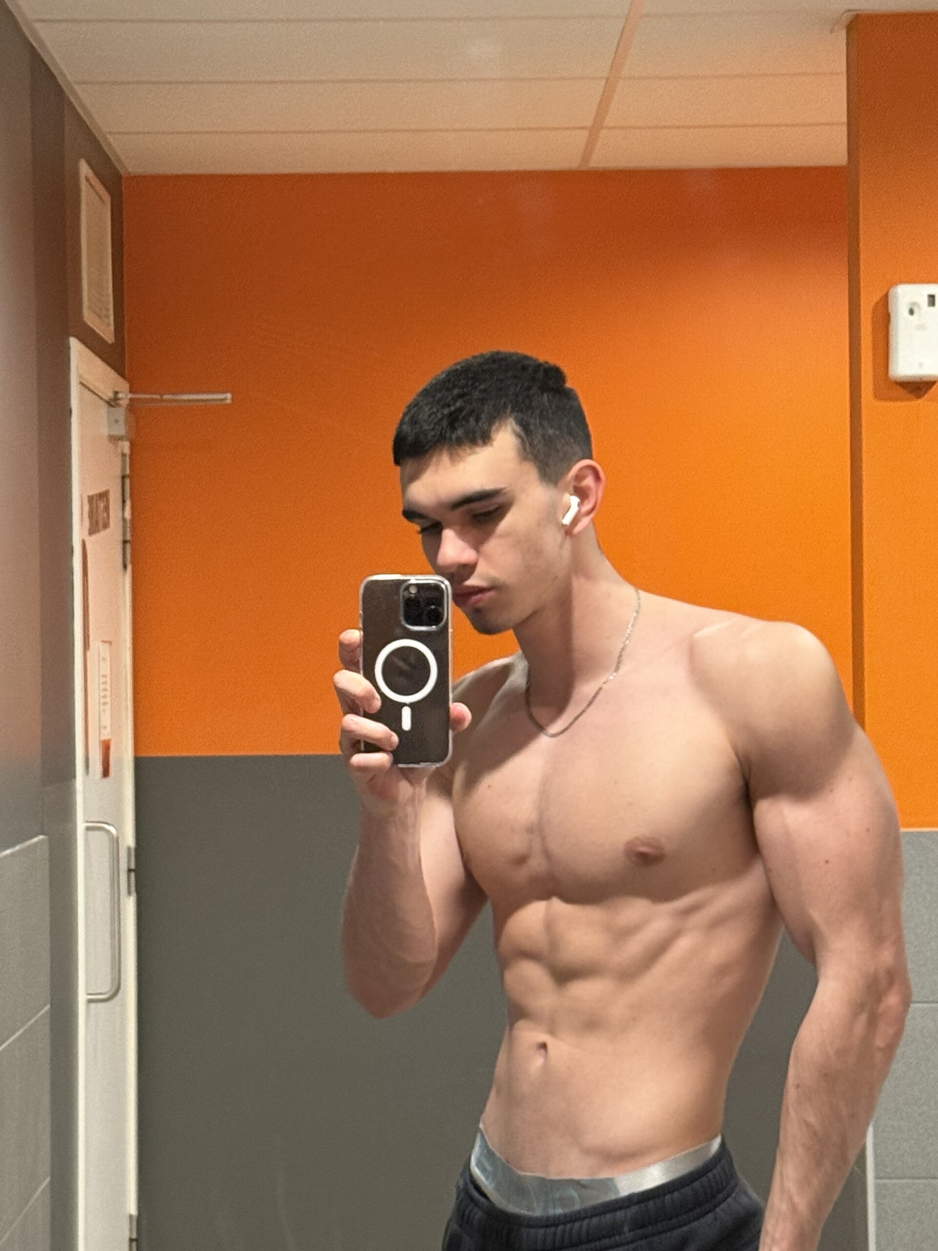 XXX Porn Photo of Nude raph_pk69 1