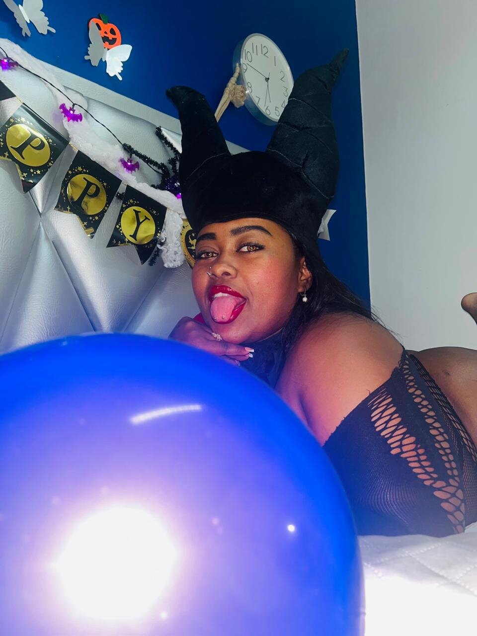 XXX Porn Photo of Nude exotic_karmella 83