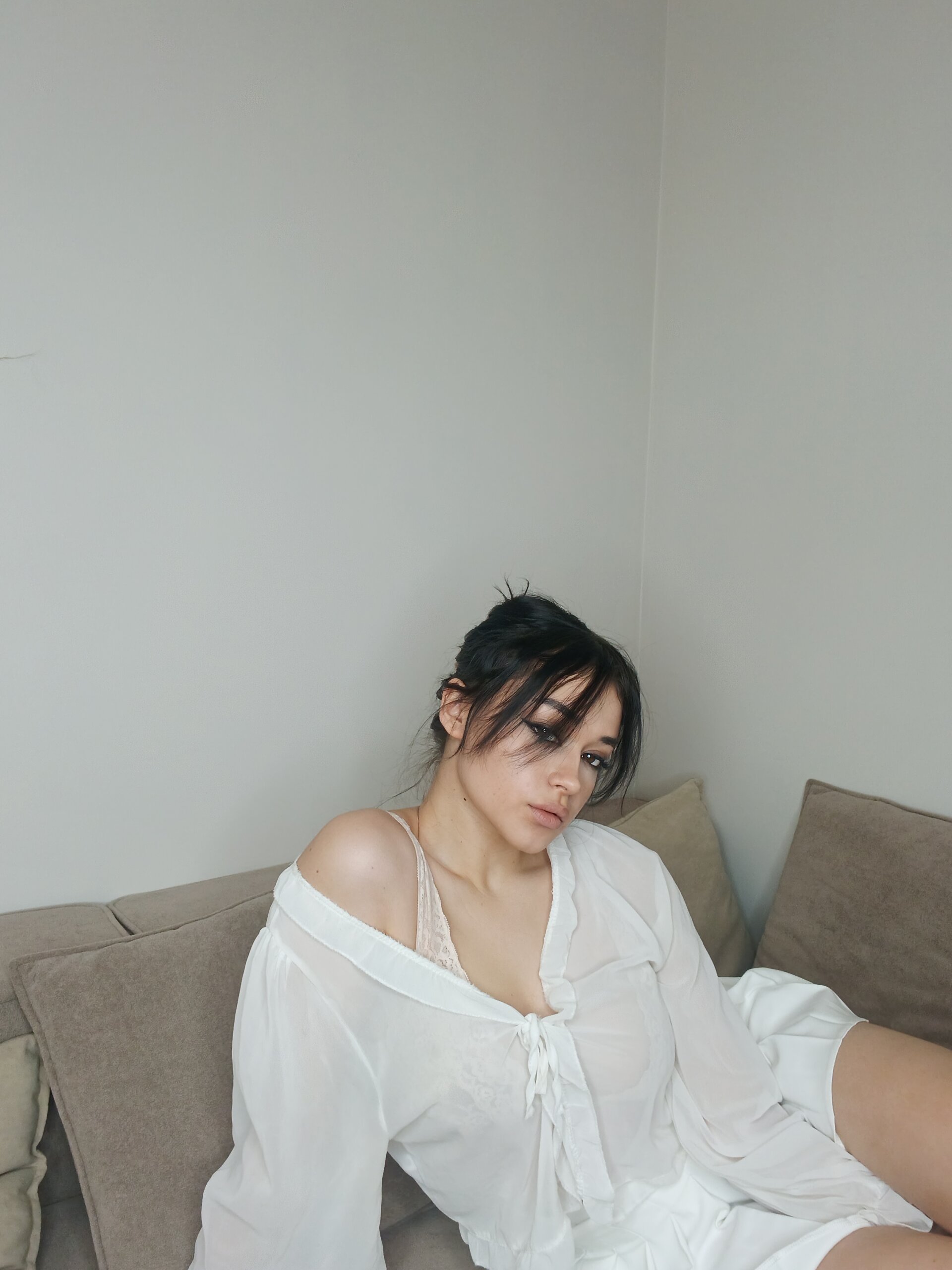 XXX Porn Photo of Nude VioletMyersss 12