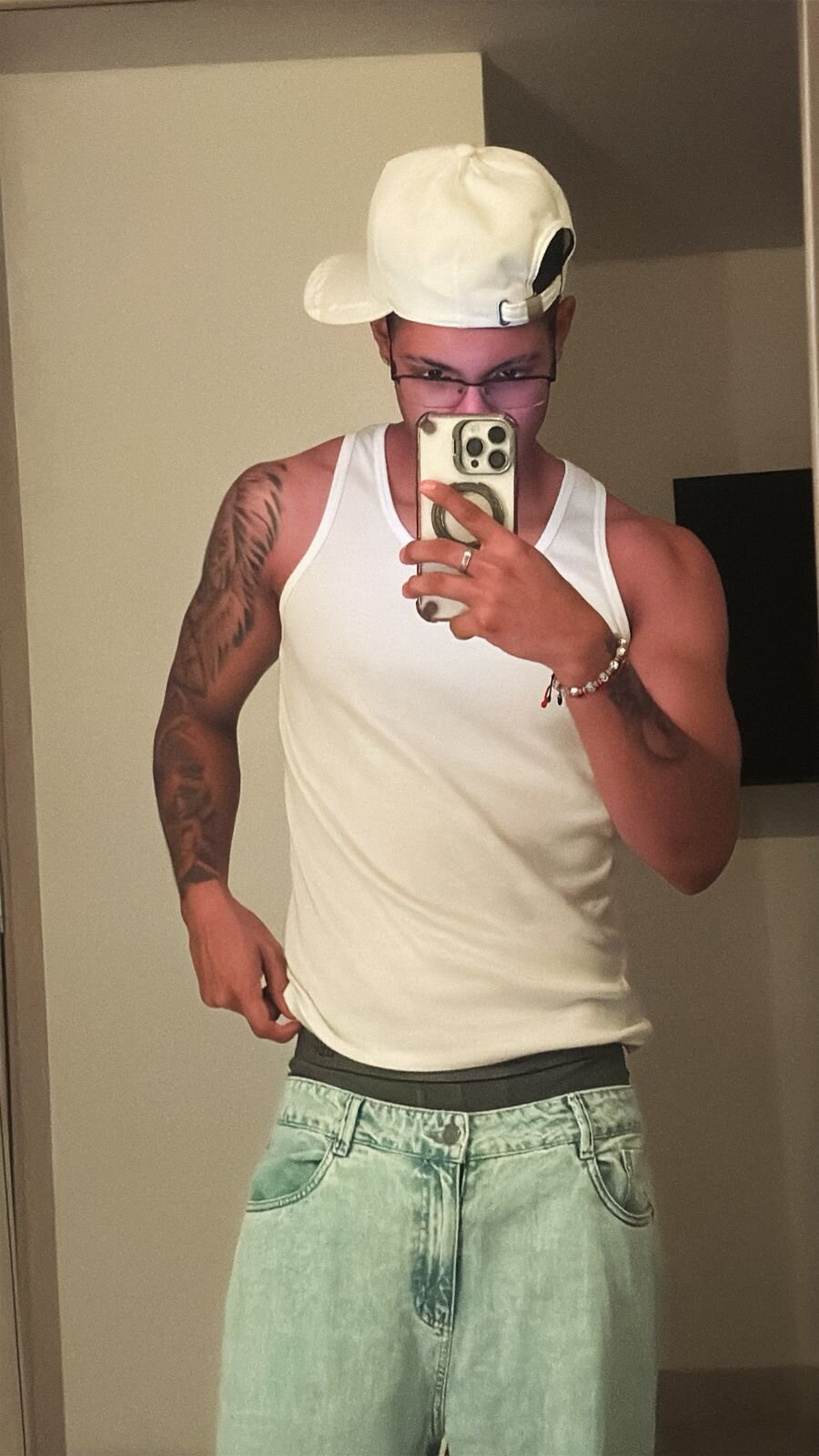 XXX Porn Photo of Nude Dammian_ross 6