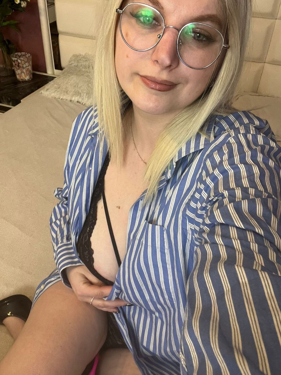 XXX Porn Photo of Nude ClaudiaMilf4 8