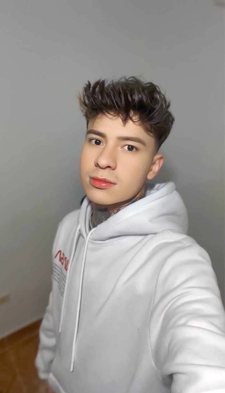 XXX Porn Photo of Nude logan_smith02 1