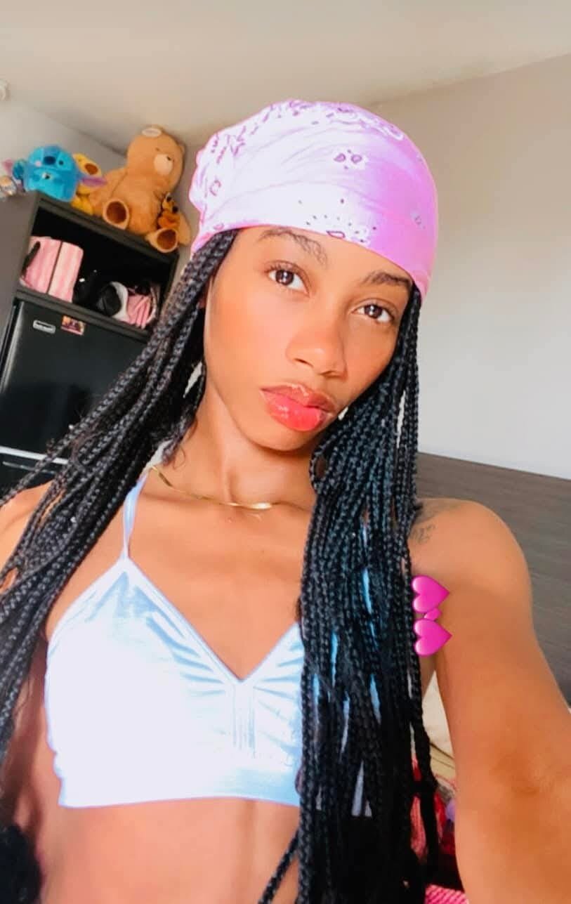 XXX Porn Photo of Nude charlot_imp 7