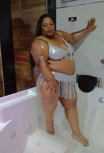 XXX Porn Photo of Nude BigMamma_ 2