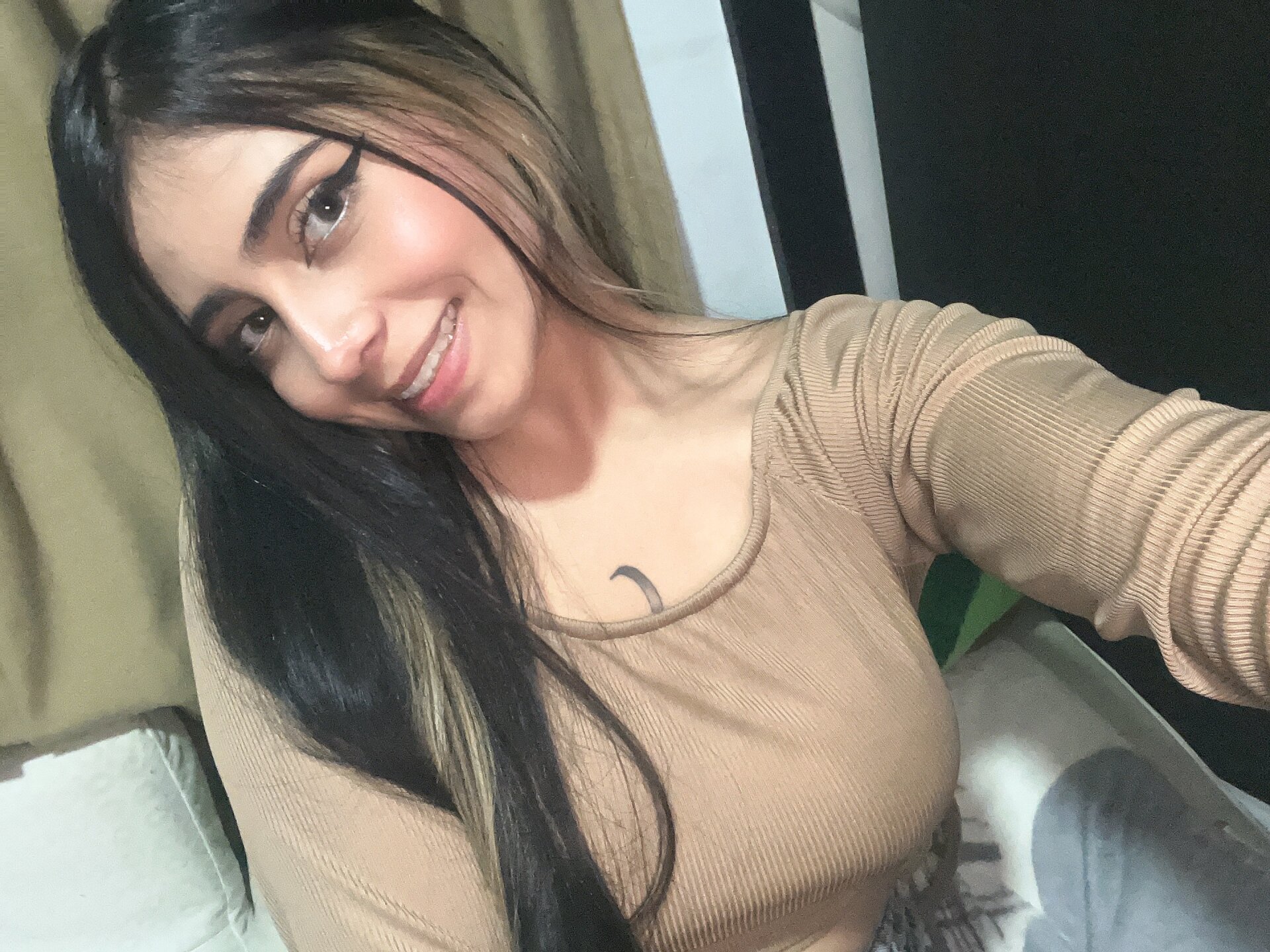 XXX Porn Photo of Nude nicdani_1 1