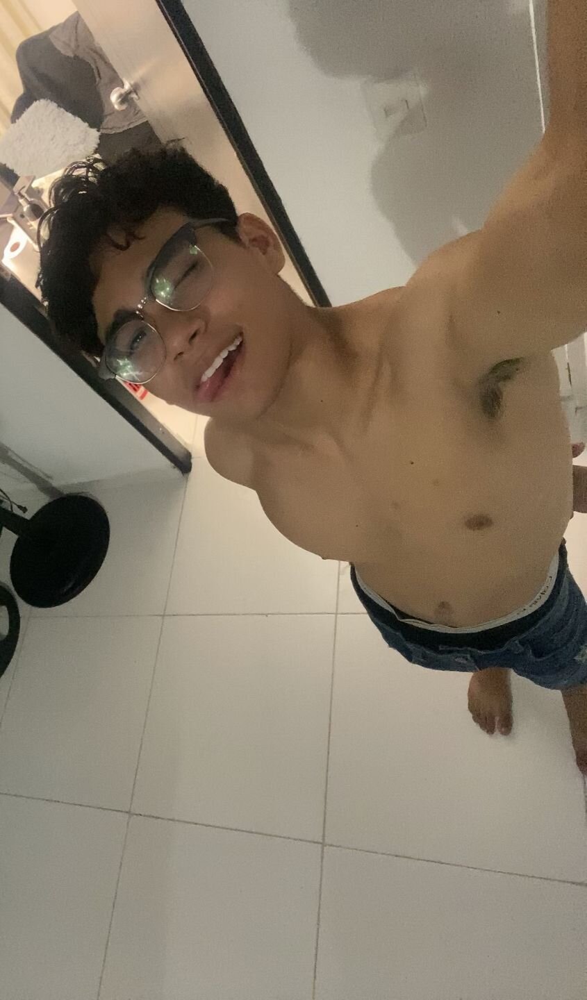 XXX Porn Photo of Nude ibu_fox 2