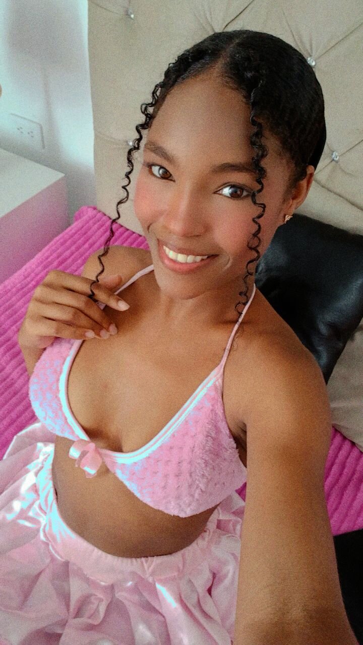 XXX Porn Photo of Nude samantha_fooxx1 1
