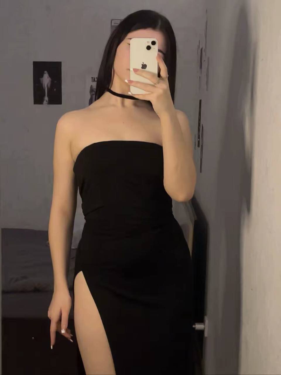 XXX Porn Photo of Nude elaravoss 3