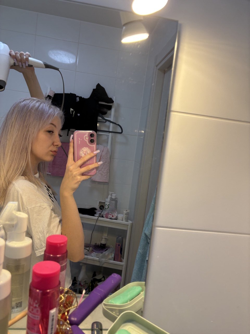 XXX Porn Photo of Nude RoxanneComisky 1