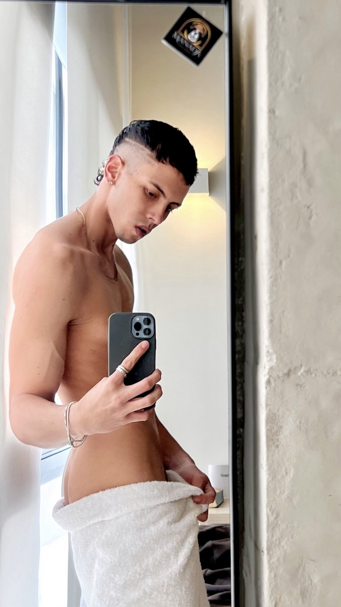 XXX Porn Photo of Nude Medellin_Boy 11