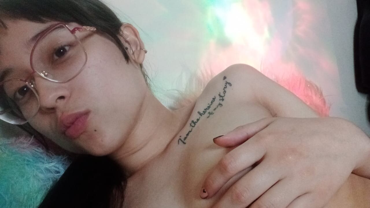 XXX Porn Photo of Nude shantalc3rezo 1