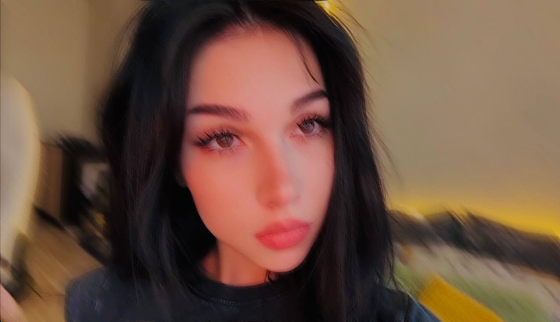 XXX Porn Photo of Nude DramaQueennn_ 14