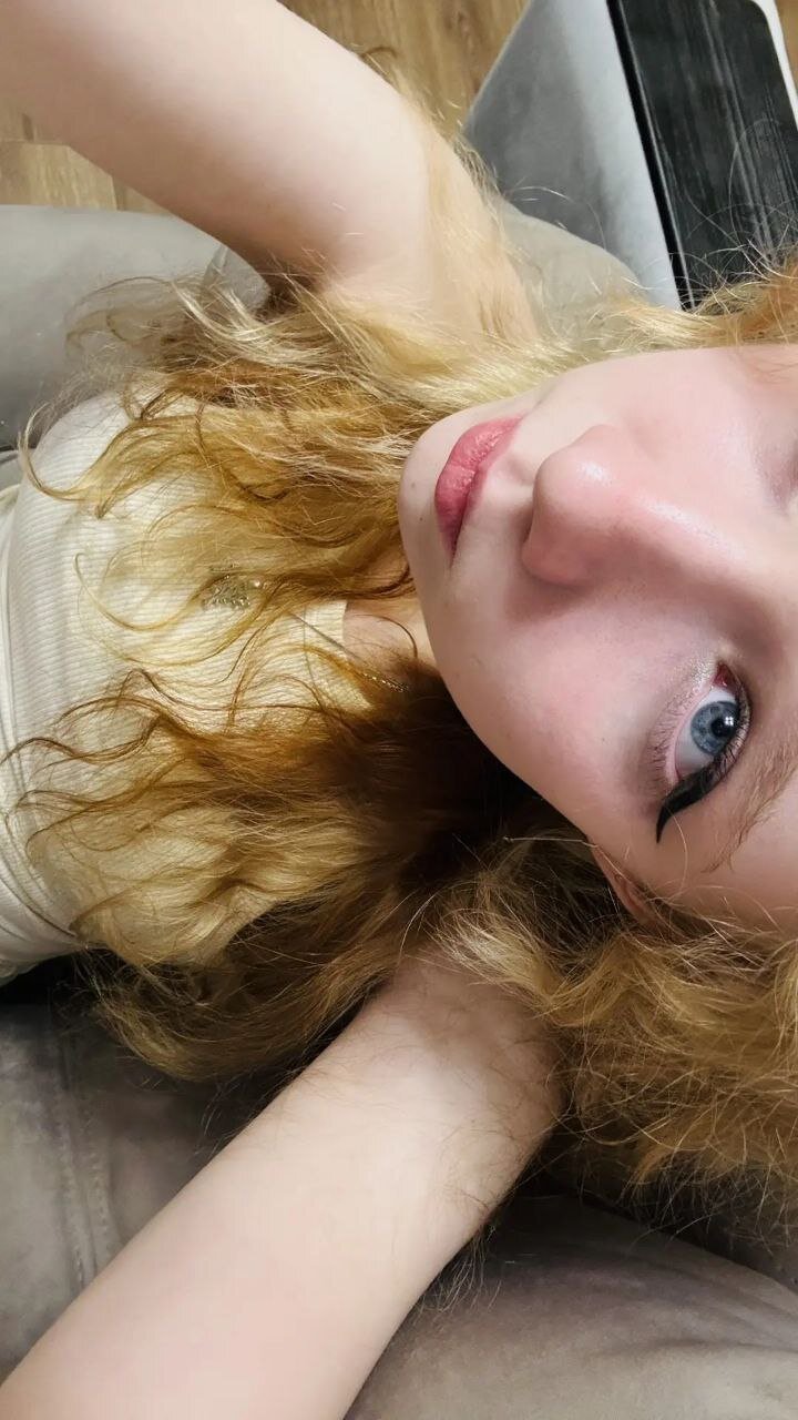 XXX Porn Photo of Nude AmalElway 1