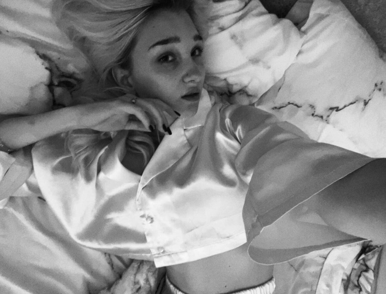 XXX Porn Photo of Nude Lara_Blue 5