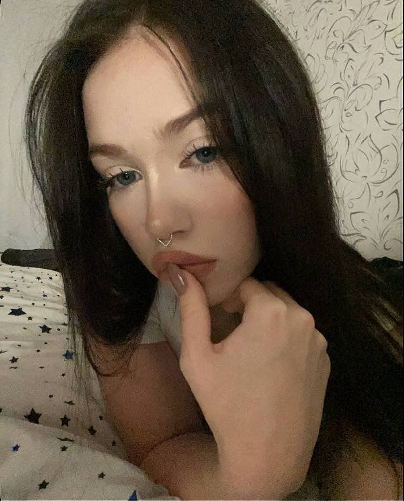 XXX Porn Photo of Nude SunRisee_ 2