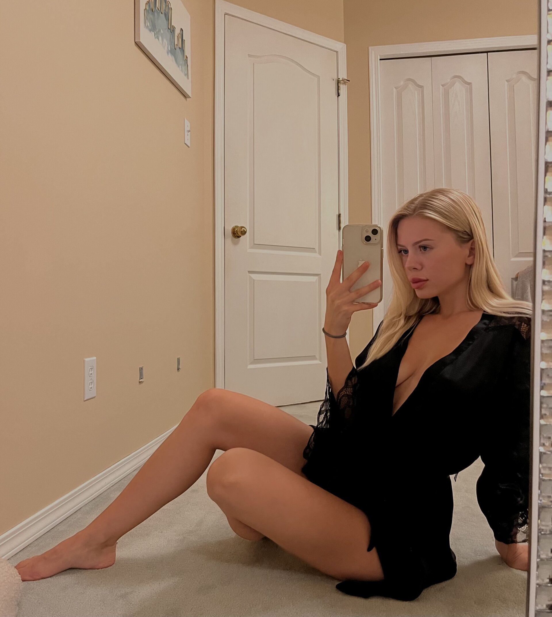 XXX Porn Photo of Nude peachyblondie 2