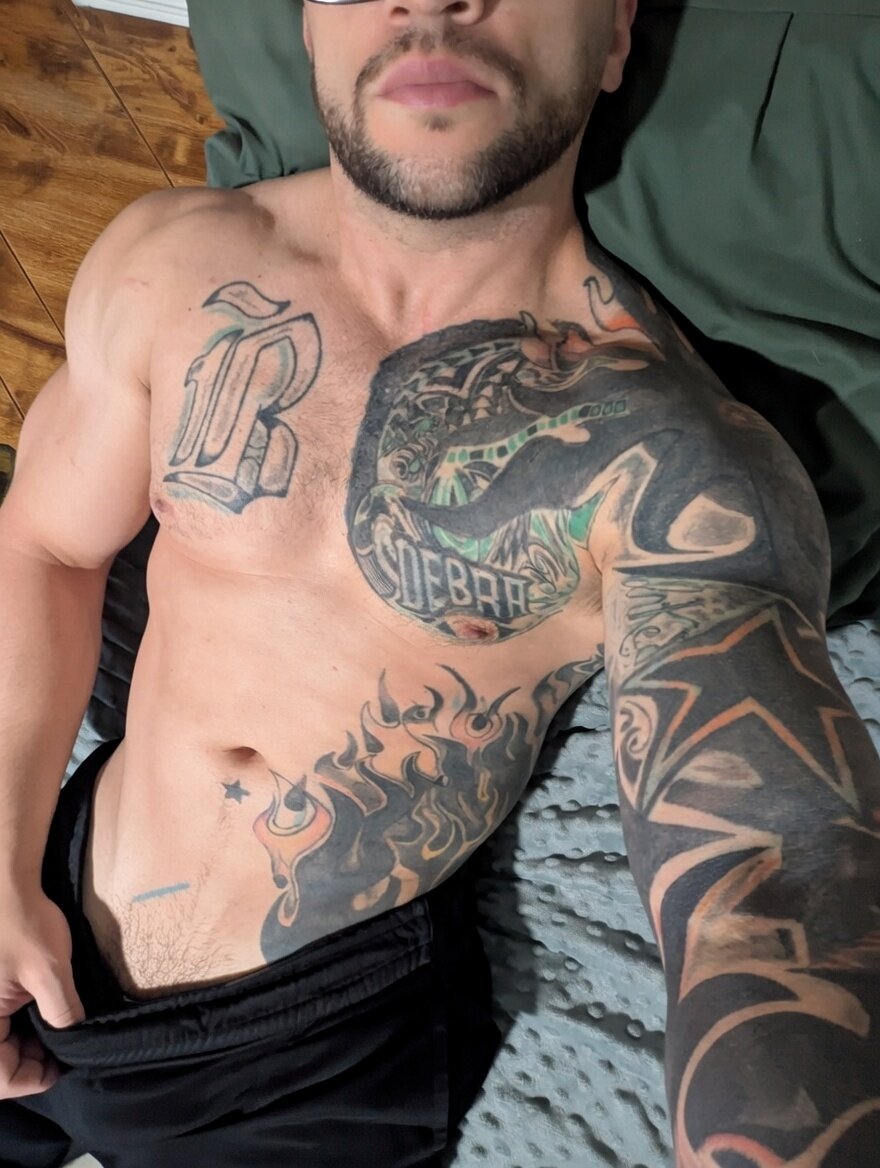 XXX Porn Photo of Nude Italian_Master_Blaster 5