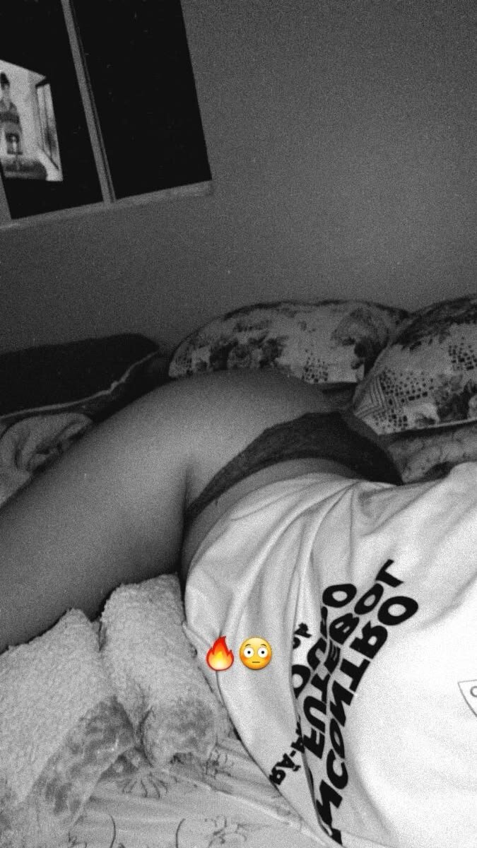 XXX Porn Photo of Nude PweedyEyes 1