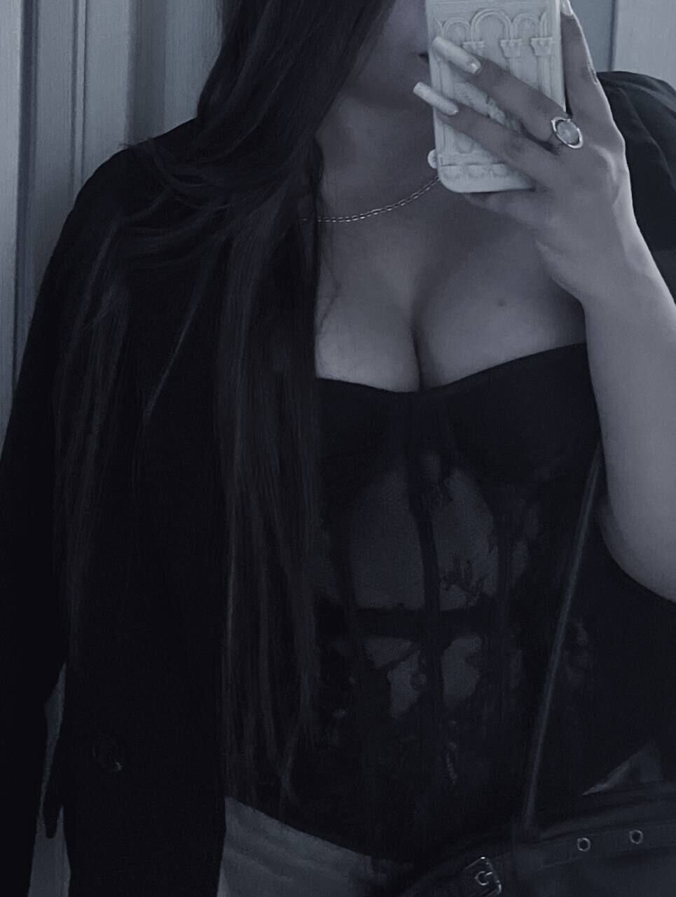 XXX Porn Photo of Nude AlishaBennett 1