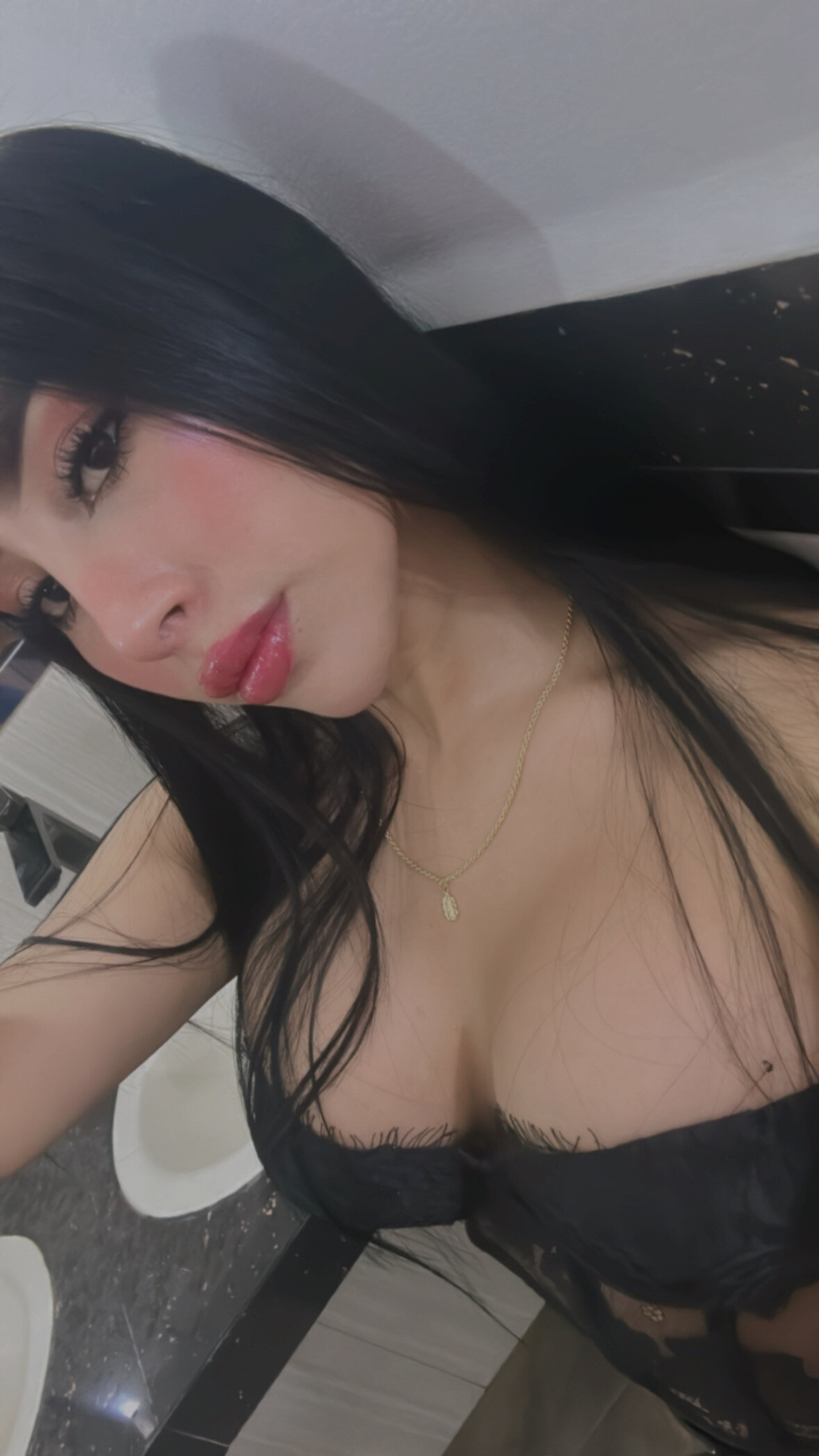XXX Porn Photo of Nude sara_stone03 3